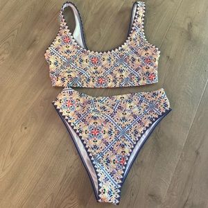 High waist bikini EUC